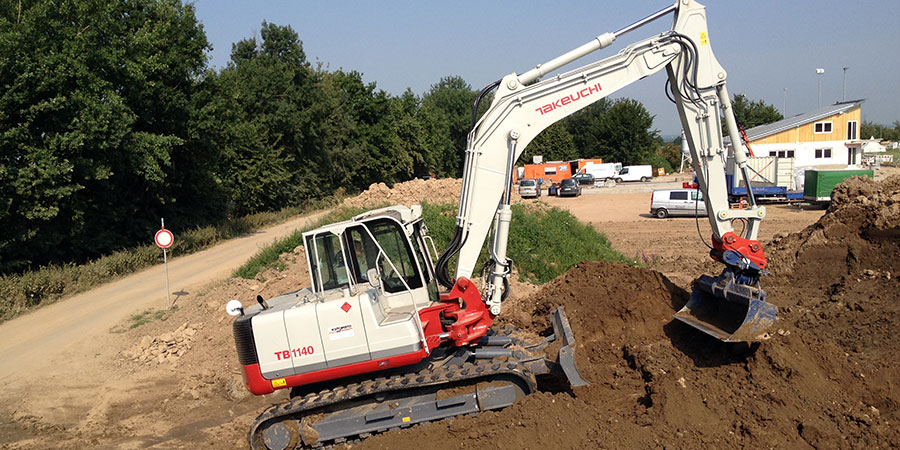 statybinė technika ratiniai vikšriniai ekskavatoriai ekskavatoriai-krautuvai Lenkija