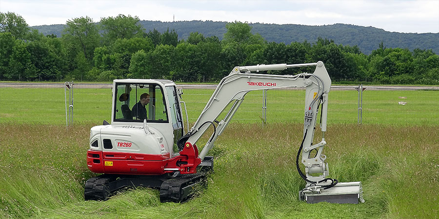 statybinė technika ratiniai vikšriniai ekskavatoriai ekskavatoriai-krautuvai Lenkija